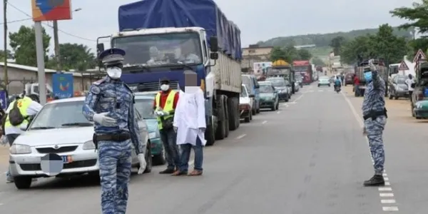 Accident à Akoupé : un policier perd la vie, les faits