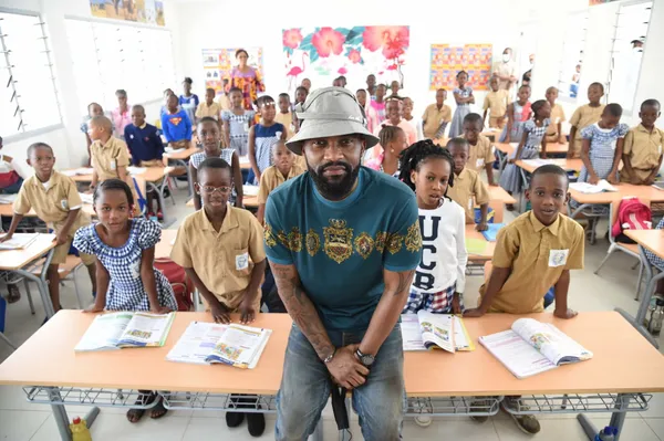 Fally Ipupa au Groupe Scolaire d’Excellence Children Of Africa d’Abobo-Anador
