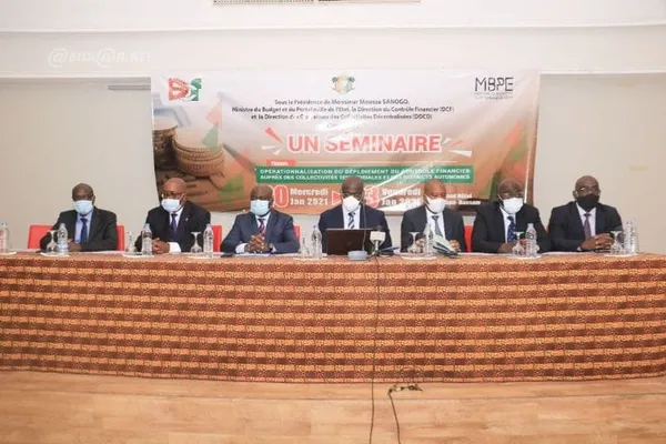Collectivités décentralisées à Grand-Bassam : les contrôleurs financiers en formation