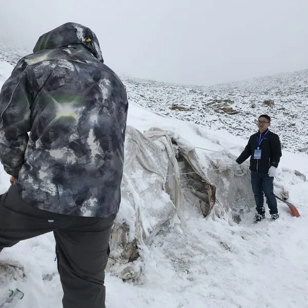 Des scientifiques chinois « couvrent » les glaciers pour arrêter leur fonte – Actualités 06/01/2021