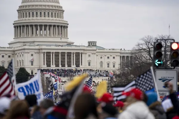 Etats-Unis : l’envahissement du Capitole aura « des conséquences sur la santé publique » (chef du CDC) – Actualités 09/01/2021