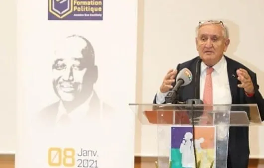 Une formation sur le leadership offerte par Jean Pierre Raffarin à Abidjan