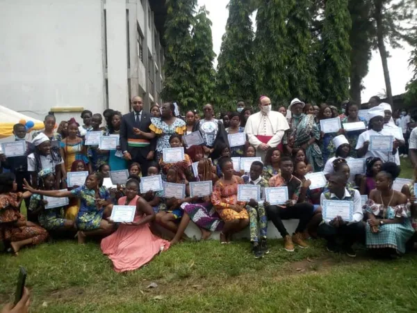Institut social du CERAP : 200 jeunes apprentis reçoivent des équipements