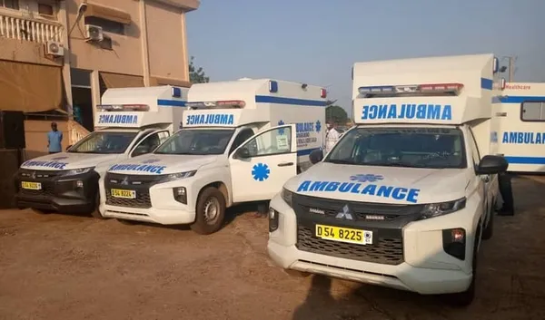 Indénié-Djuablin : le Conseil régional offre trois ambulances médicalisées à trois villages