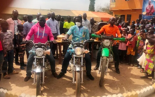 RHDP du canton Kafigué : des motos pour les secrétaires de sections