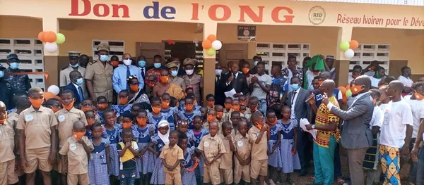 EPP de N’Guettiakro : un bâtiment de trois classes officiellement remis