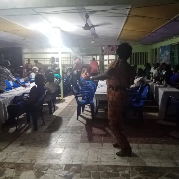 Cohésion sociale à Bouaflé : un dîner pour renforcer entre les résidents