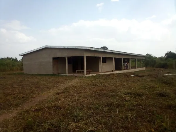 Centre de santé de Sangana : les populations construisent un foyer polyvalent