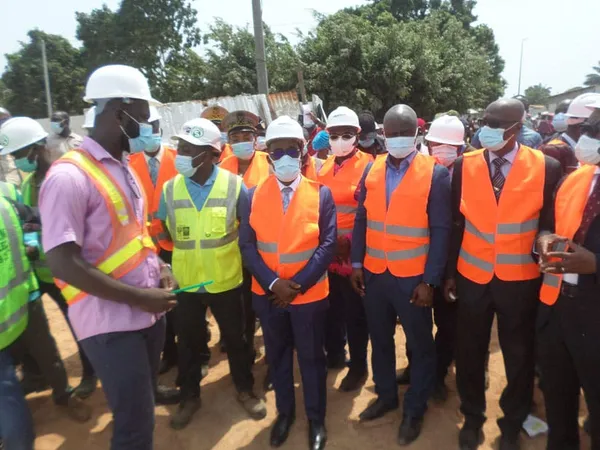 Le ministre Aka Aouélé en visite à San-Pedro