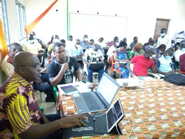 Lycée Leboutou de Dabou : un atelier d’évaluation du fichier des élèves
