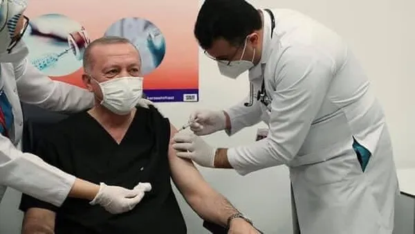 Le vaccin contre le covid-19 administré au président turc