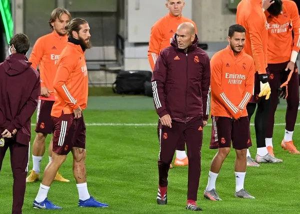 Zidane testé positif au covid-19 passera dix jours en quarantaine