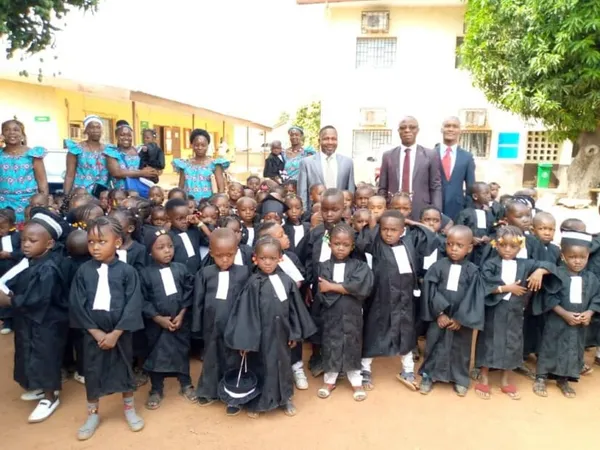 Des enfants du préscolaire célèbrent le Mardi Gras à Bouna sous le thème de “la magistrature” – Actualité ivoirienne 09/02/2021