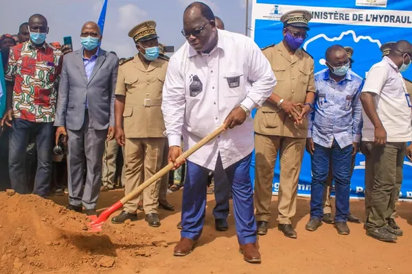 Château d’eau à Oumé : Laurent Tchagba lance les travaux