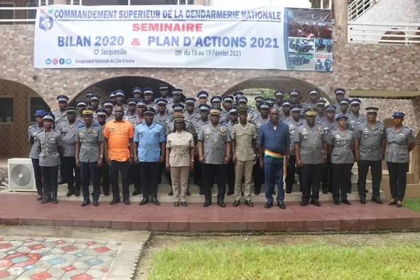 Côte d’Ivoire : le Général Apalo Touré satisfait de ses hommes durant l’année 2020