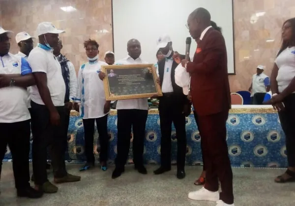 Gnogbo Paul succède à Mesmin Comoé à la tête du MIDD