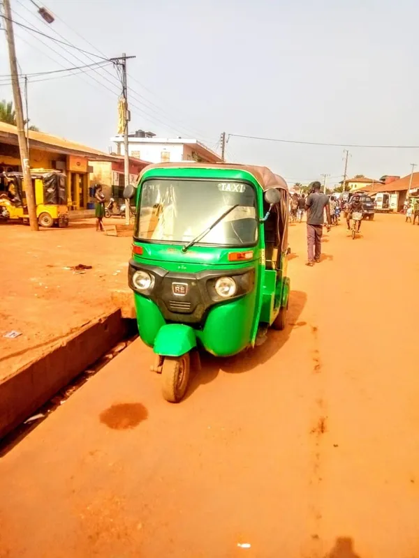 Tanda : une bagarre rangée entre transporteurs paralyse la ville