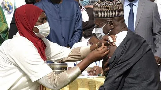 Covid-19 : le Sénégal lance sa première phase de vaccination