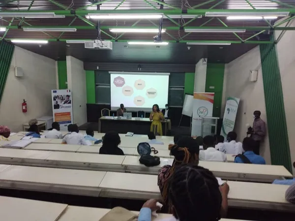 Des  entreprises industrielles préparent les étudiants de l’INPHB au monde de l’emploi – Actualité ivoirienne 27/02/2021