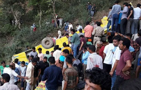 Accident en Inde : 32 morts après la chute d’un autocar