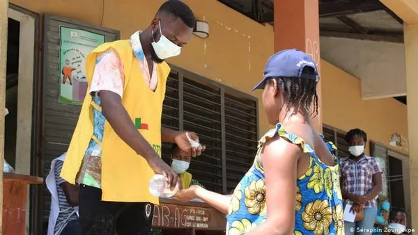 Présidentielle au Bénin : trois duos de candidatures provisoirement retenus par la CENA