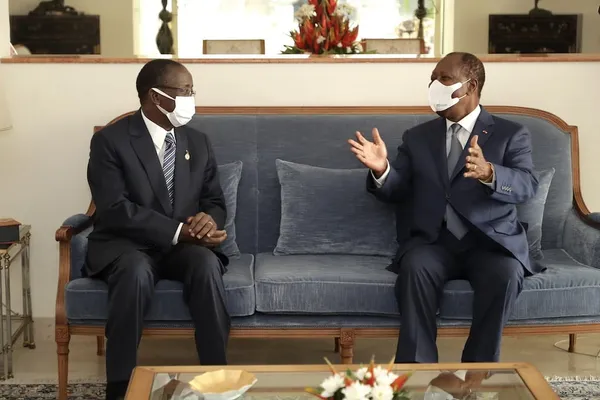 De retour à Abidjan, Ahoussou reçu par Ouattara, en images