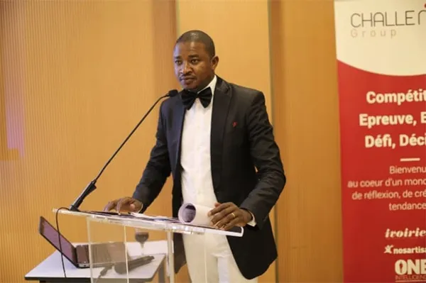 L’animateur Éric Sékongo pleure son frère : « Tito pour ma foi en Allah swa, je te laisse partir »