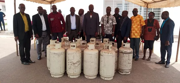 Le conseil régional de l’Iffou offre 28 bouteilles de gaz et d’oxygène à l’hôpital général de Daoukro – Actualité ivoirienne 03/03/2021