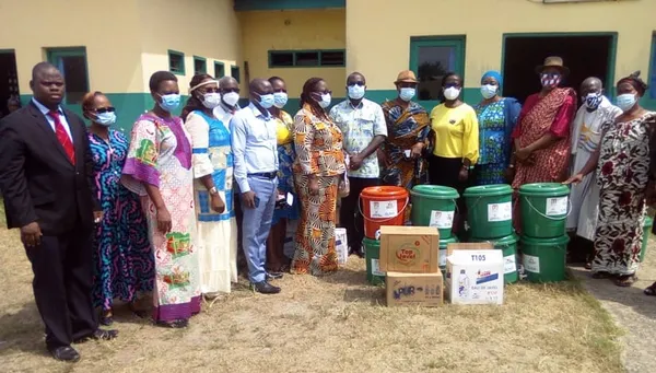 Au total 2 000 ménages vulnérables bénéficient de kits alimentaires et sanitaires à Abidjan – Actualité ivoirienne 03/03/2021