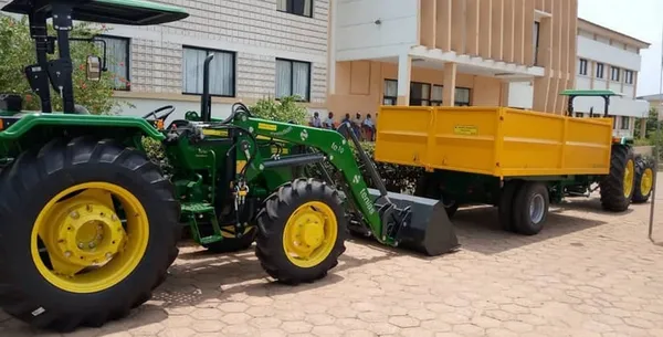 Salubrité : la mairie d’Abengourou se dote d’un tracteur et d’un mini-chargeur – Actualité ivoirienne 04/03/2021