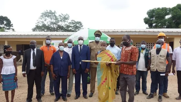 Soubré : ECOM et la Fondation ICI offrent deux écoles