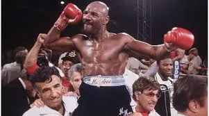 Décès de Marvelous Hagler, boxeur américain