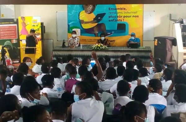 Lycée Sainte Marie de Cocody : des élèves sensibilisés au bon usage d’internet