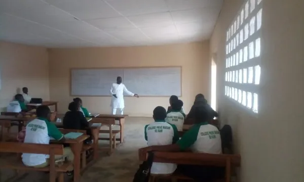 Collège privé Makani : l’honorable Abdoulaye Ben Méité exhorte les élèves au travail