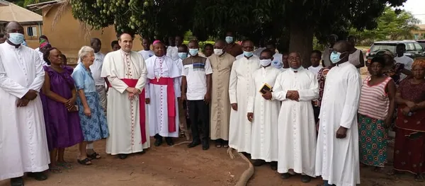 Saint Camille de Bondoukou : visite du nonce apostolique au centre