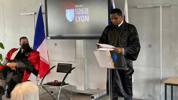 Eto’o obtient son Doctorat de commerce en France