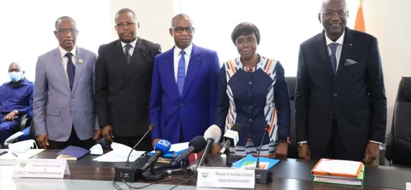 Passation de charges au ministère de l’Emploi : ce qu’il s’est passé entre Adama Kamara et Pascal Abinan