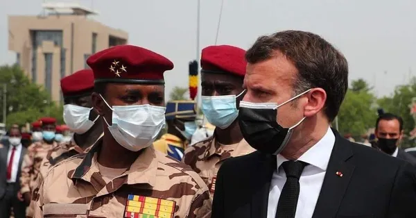 Emmanuel Macron pris dans le « piège tchadien »