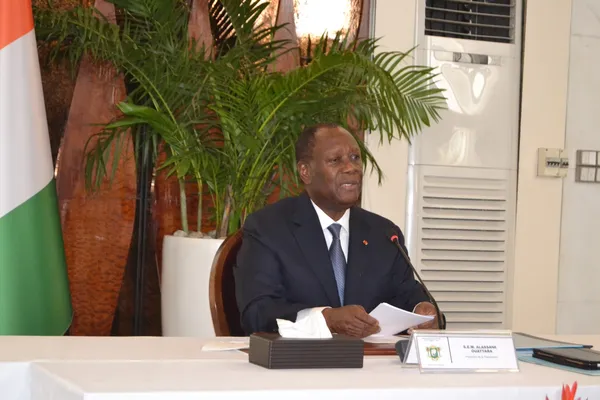 Délestage Côte d’Ivoire : un conseiller de Soro parle à Ouattara, « un pouvoir dans l’obscurité est un pouvoir fini »