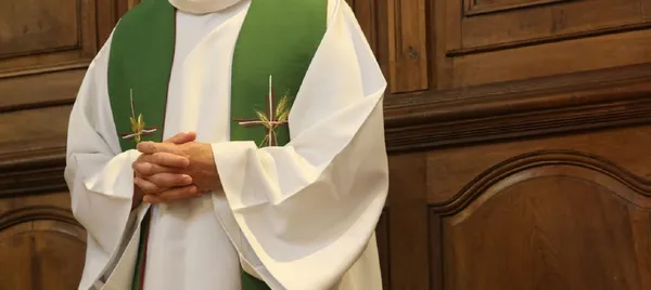 Catholiques africains: Comment savoir si une communauté nouvelle ou un groupe de prière n’est pas catholique ? révélations du Père Marius Djadji