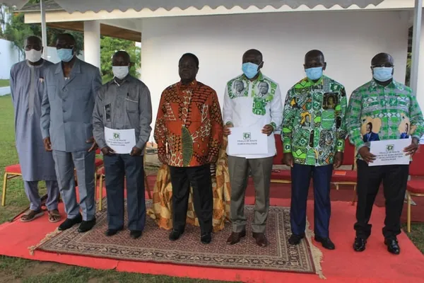 Comité politique : Bédié remet la feuille de route de Rémi Allah Kouadio, tout sur la stratégie du PDCI pour 2025