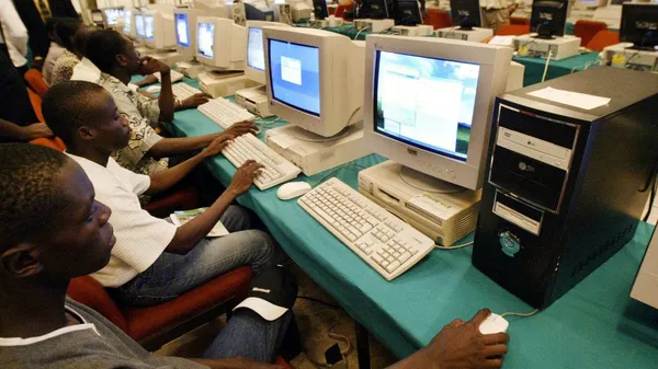 La Côte d’Ivoire compte 5 millions d’internautes actifs sur les réseaux sociaux en 2022