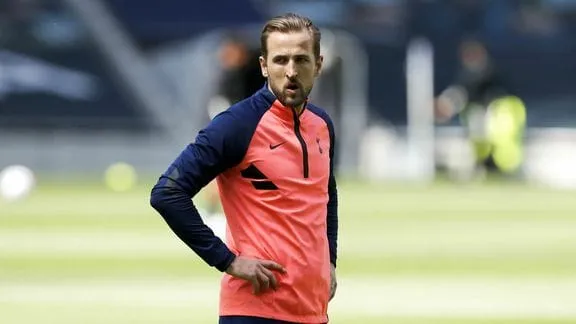 Tottenham : Harry Kane en route pour Chelsea ?