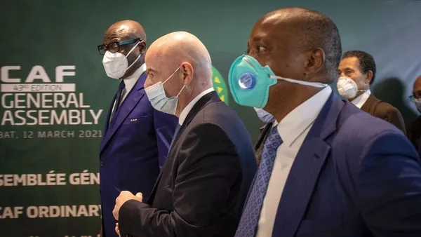 Les Présidents de la FIFA et de la CAF chez Ouattara ce 4 mai : Infantino et Motsepe vont-ils convaincre ADO de soutenir Drogba ?