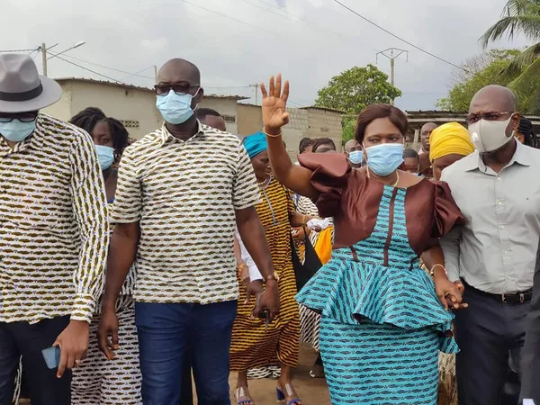 Fête des mères 2021 : Simone Gbagbo super star à Gonzagueville, des images