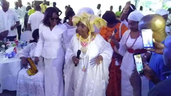 Aïcha Koné : son « show » à l’anniversaire de Gbagbo, des images