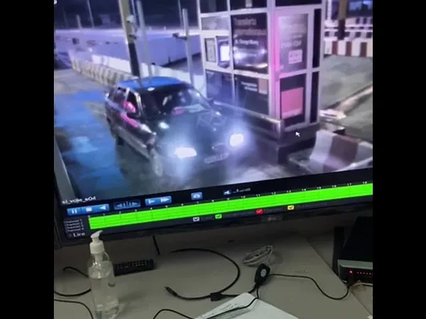 Poste péage de Singrobo : un camion chargé d’anacardes percute violemment un véhicule, vidéo