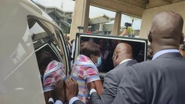 Polémique Simone – Gbagbo : un cadre du FPI fait des précisions, « pas les gestes il disait à son épouse de se mettre en route pour le QG »