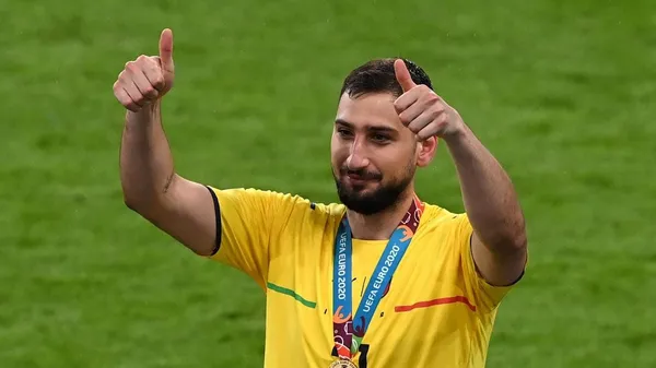 Gianluigi Donnarumma, le « tueur » de l’Angleterre à l’Euro, signe au PSG