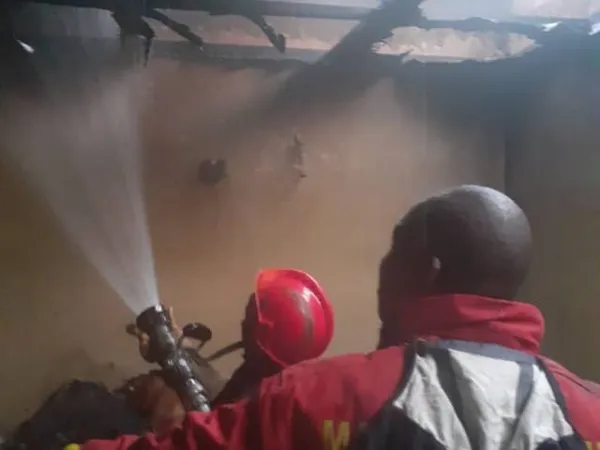 Incendie à Dabou et Jacqueville : les pompiers limitent les dégâts